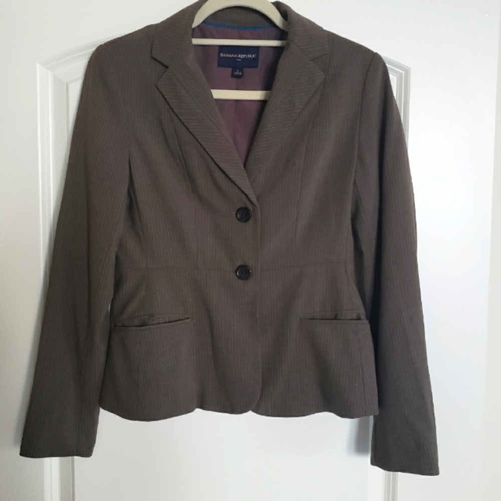 BR Pinstripe Brown Blazer